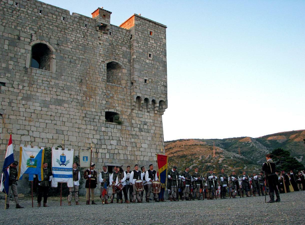Seka Oldtown * Senj (Lika-Senj)